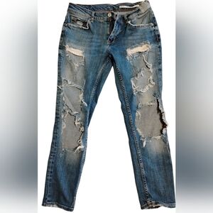 Zara | EUC Relaxed Fit Ultra Thrashed Med Rise Straight Leg Distressed Jeans | 4